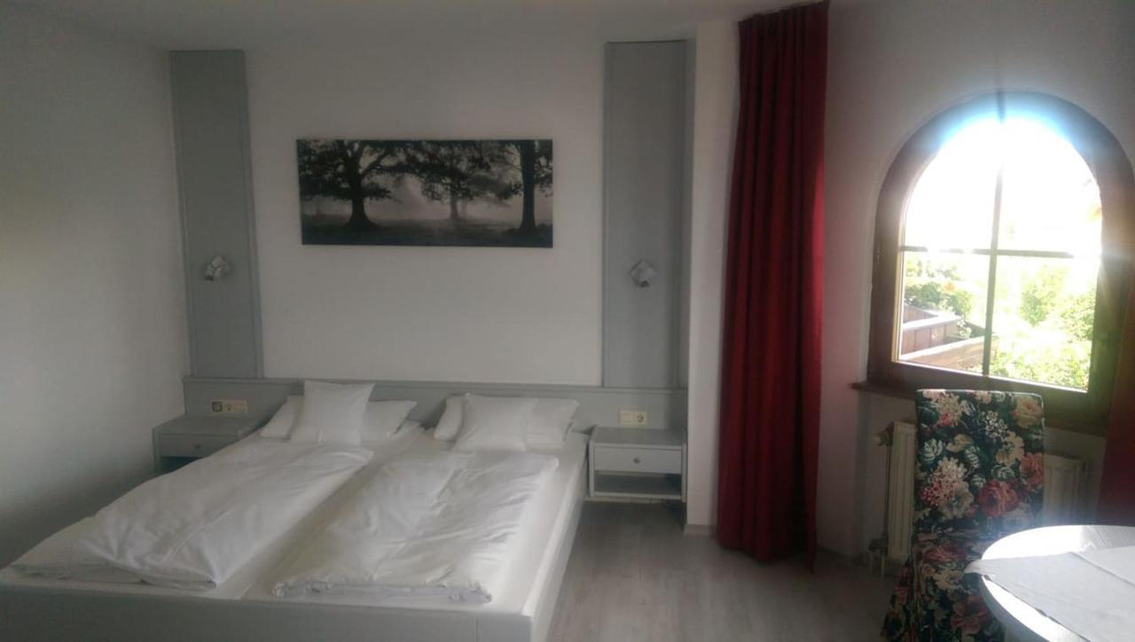 Doppelzimmer mit eigenem Bad